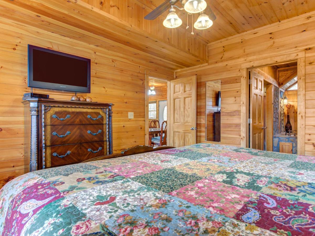 Splashing Sunrise, 2 Bedrooms, Private Pool, Arcade, Hot Tub, Sleeps 6 Pigeon Forge Exterior foto